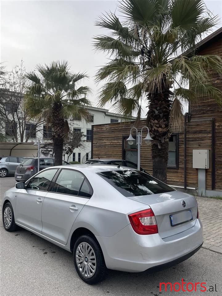 2014' Skoda Rapid photo #2