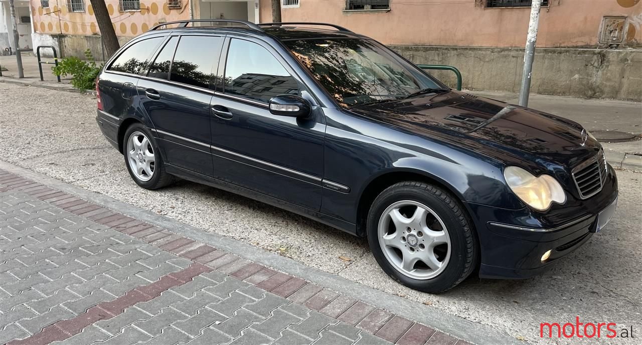 2007' Mercedes-Benz C 240 photo #3