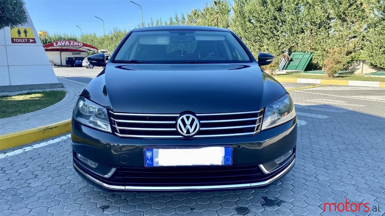 2014' Volkswagen Passat photo #4