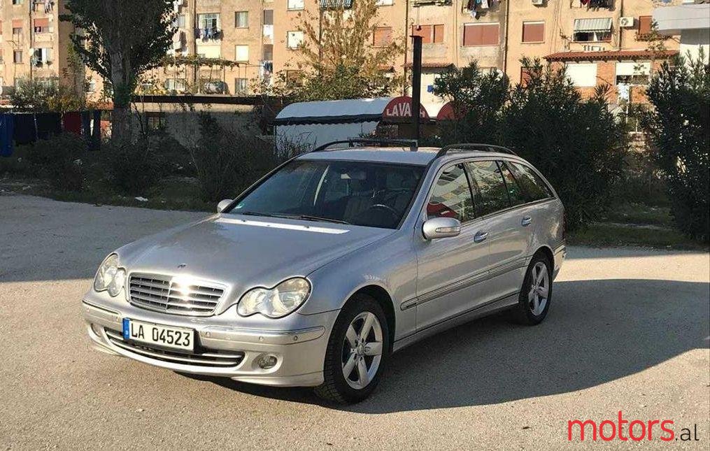 2004' Mercedes-Benz C 200 photo #1