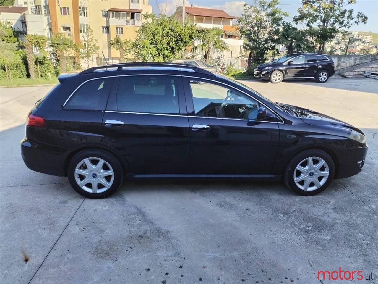 2009' Fiat Croma photo #5