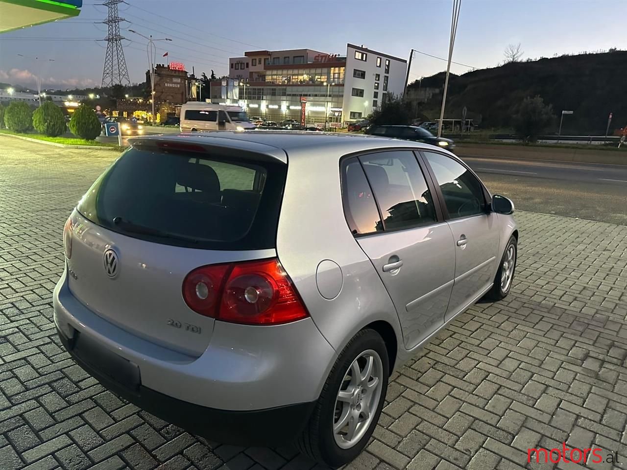 2006' Volkswagen Golf photo #4