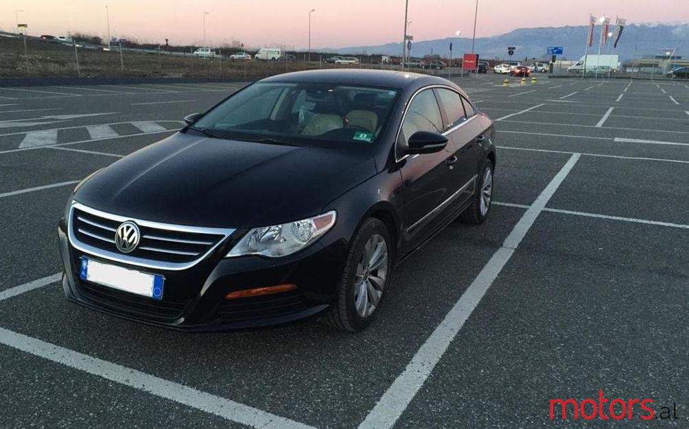 2011' Volkswagen CC photo #1