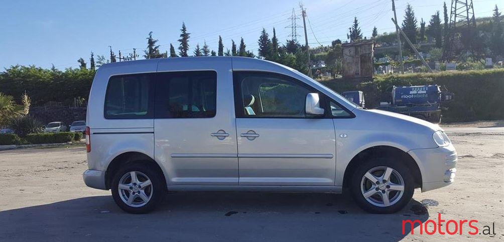 2005' Volkswagen Caddy photo #1