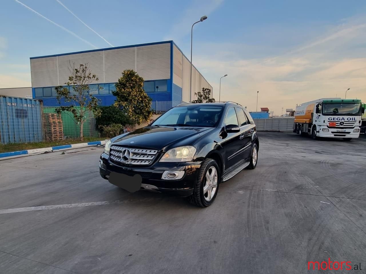 2007' Mercedes-Benz 320 photo #2