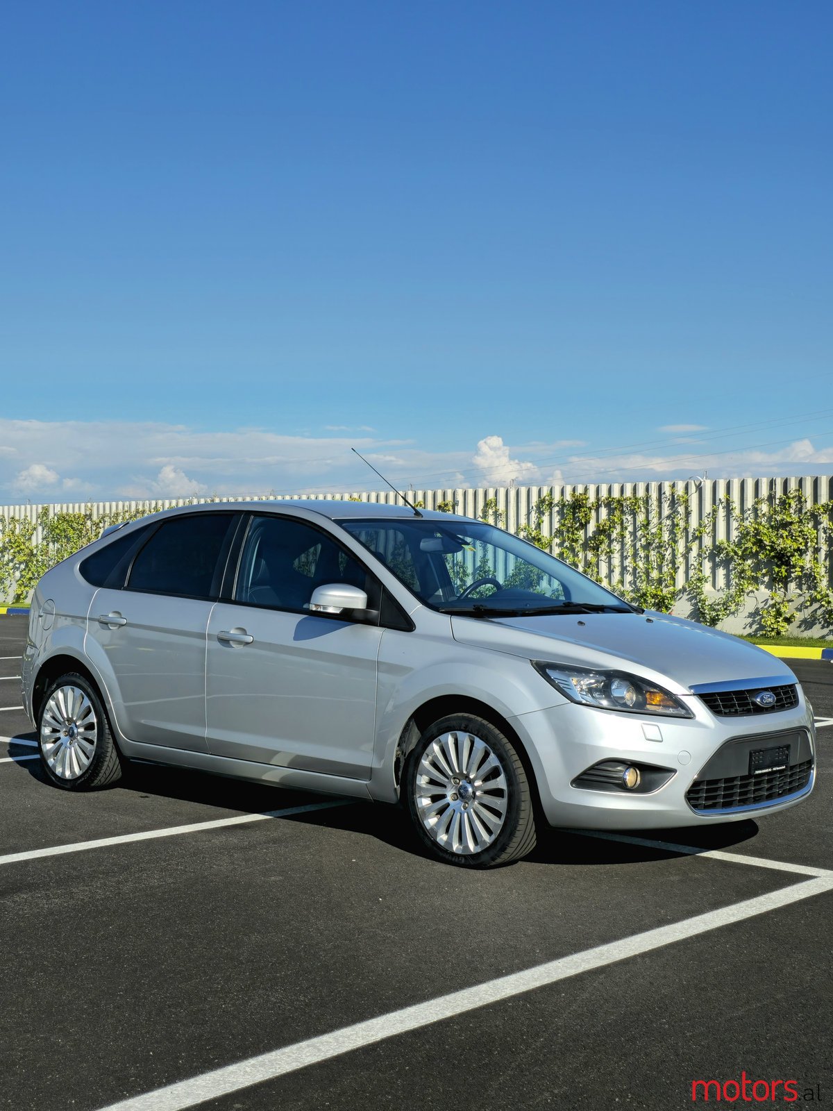 2008' Ford Focus photo #1