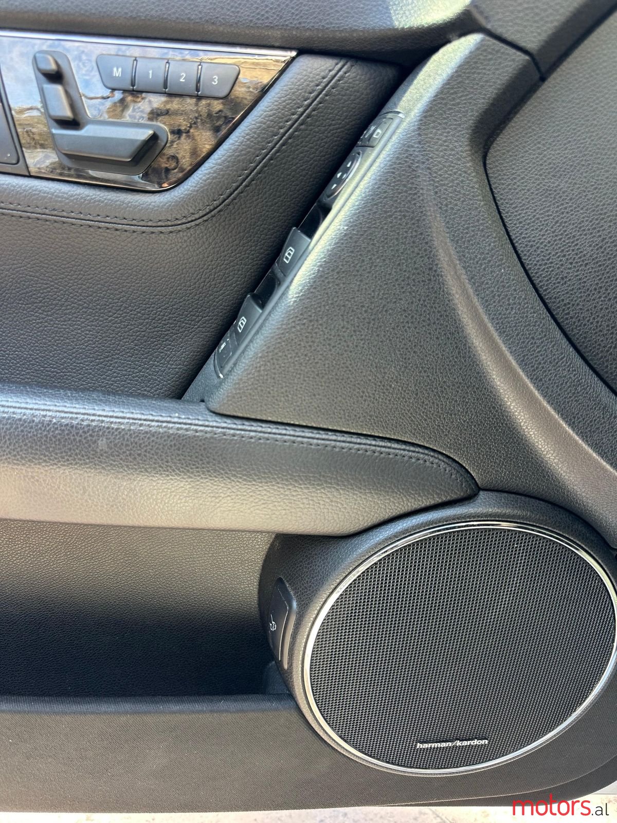 2008' Mercedes-Benz C 280 photo #6