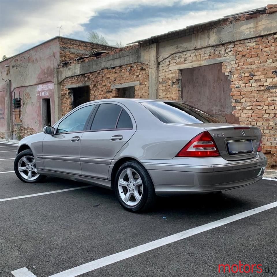 2005' Mercedes-Benz C 240 photo #4