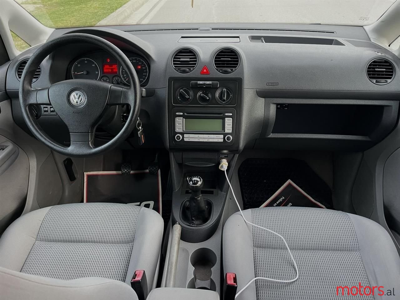 2006' Volkswagen Caddy photo #6