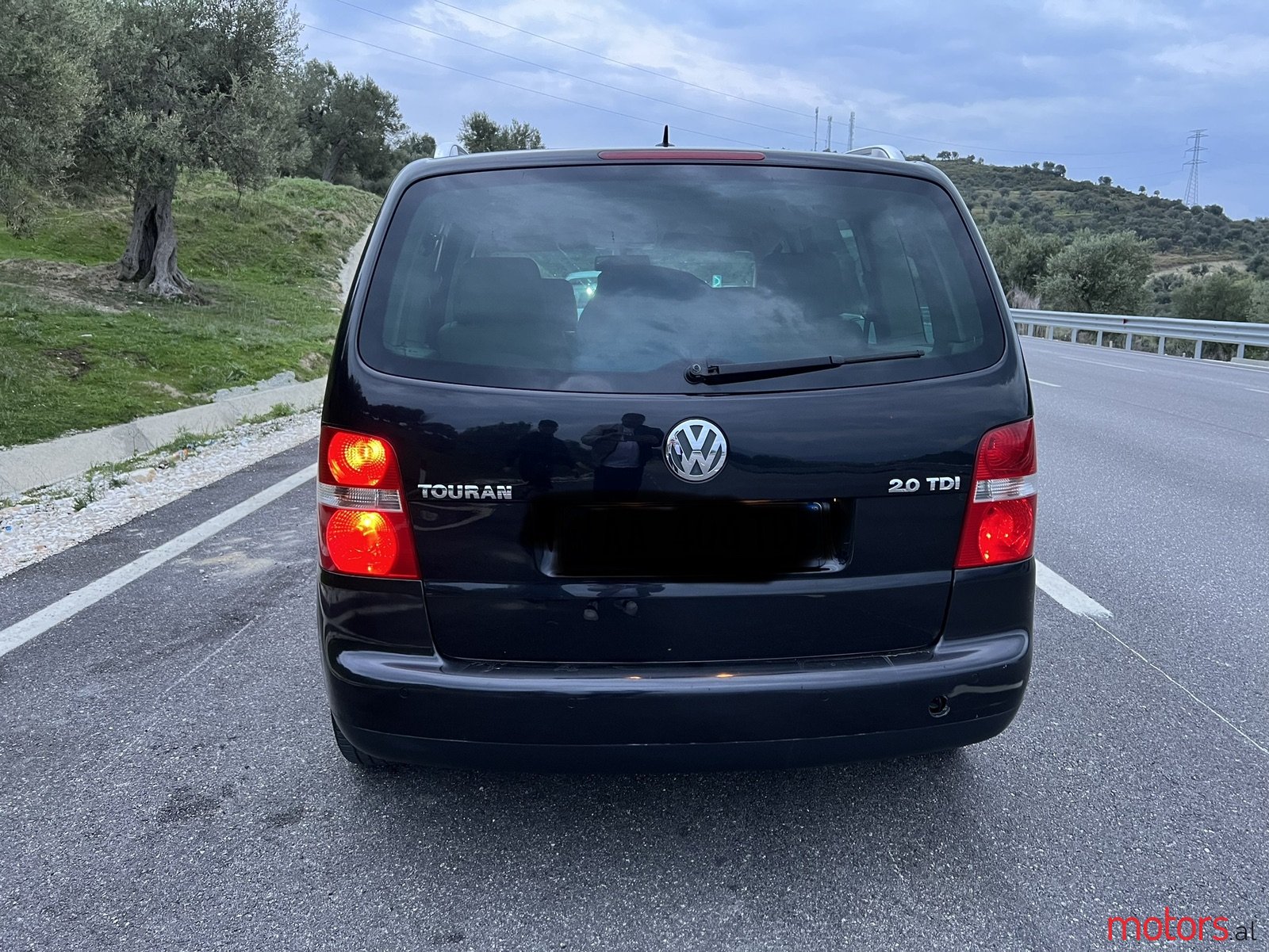 2006' Volkswagen Touran photo #5