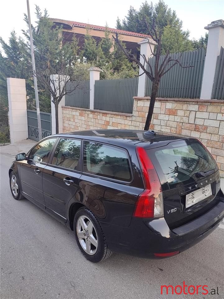 2009' Volvo V50 photo #2