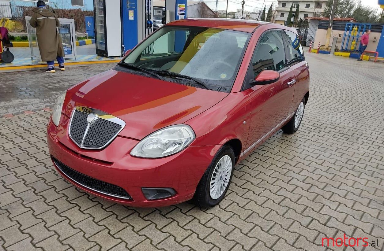 2007' Lancia Ypsilon photo #1
