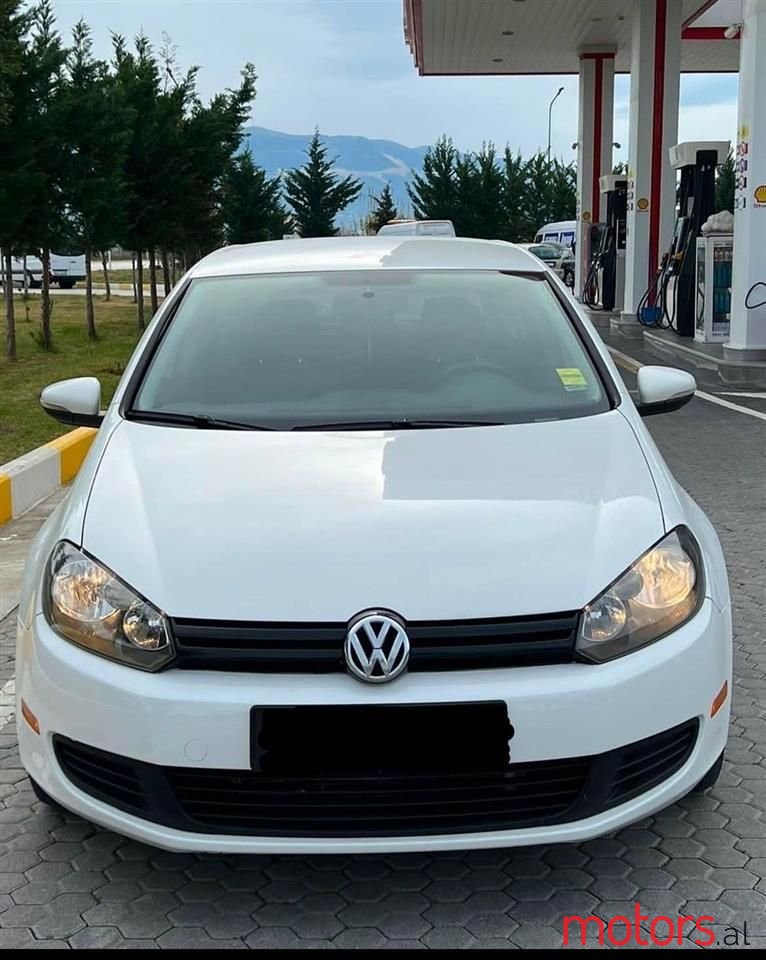 2012' Volkswagen Golf photo #5