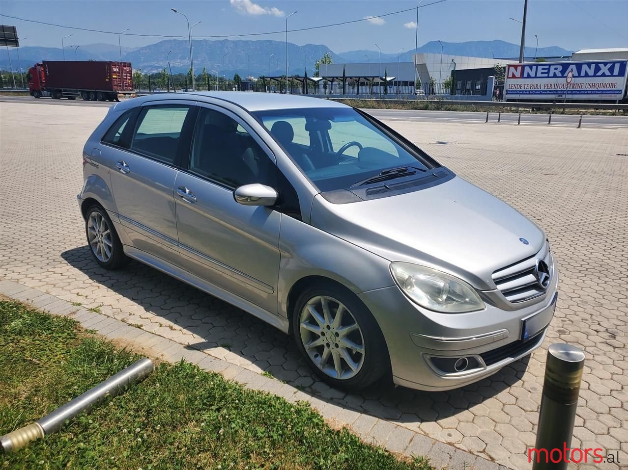 2007' Mercedes-Benz B 200 photo #6