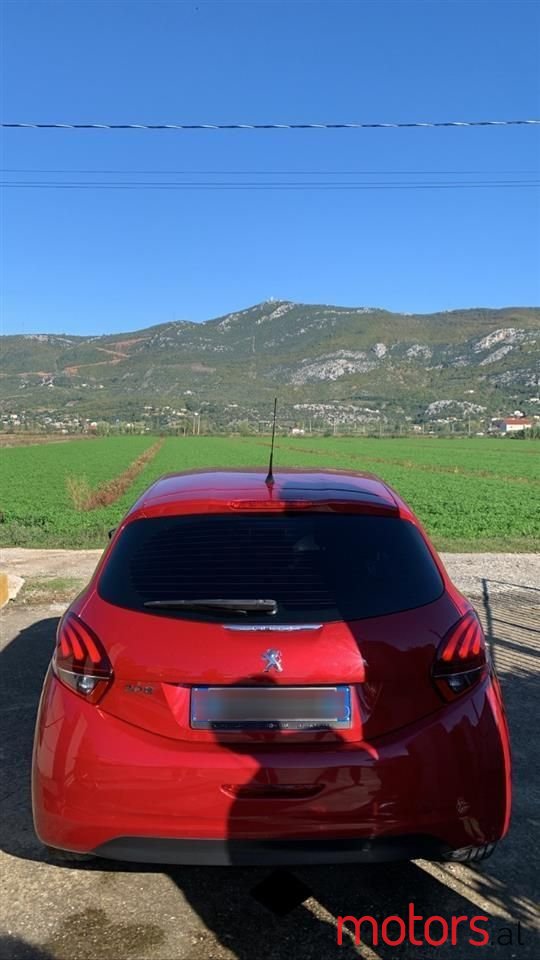 2018' Peugeot 208 photo #5