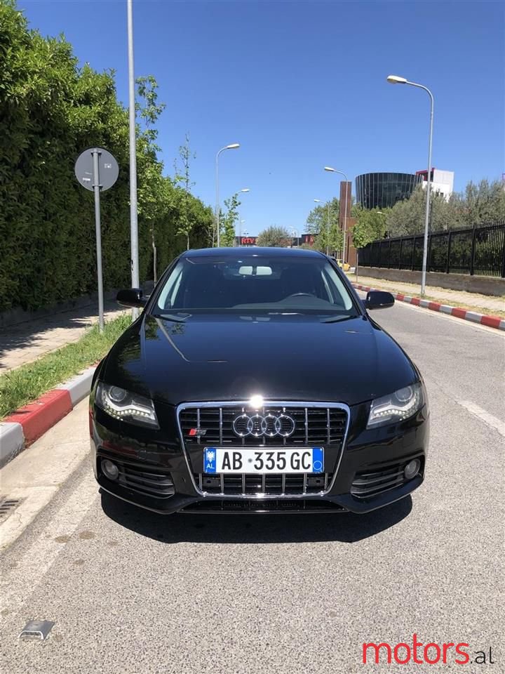 2011' Audi A4 photo #1