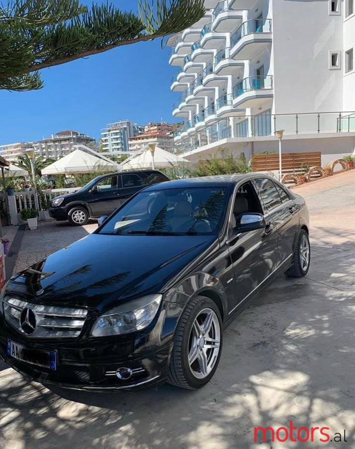 2008' Mercedes-Benz C 320 photo #1