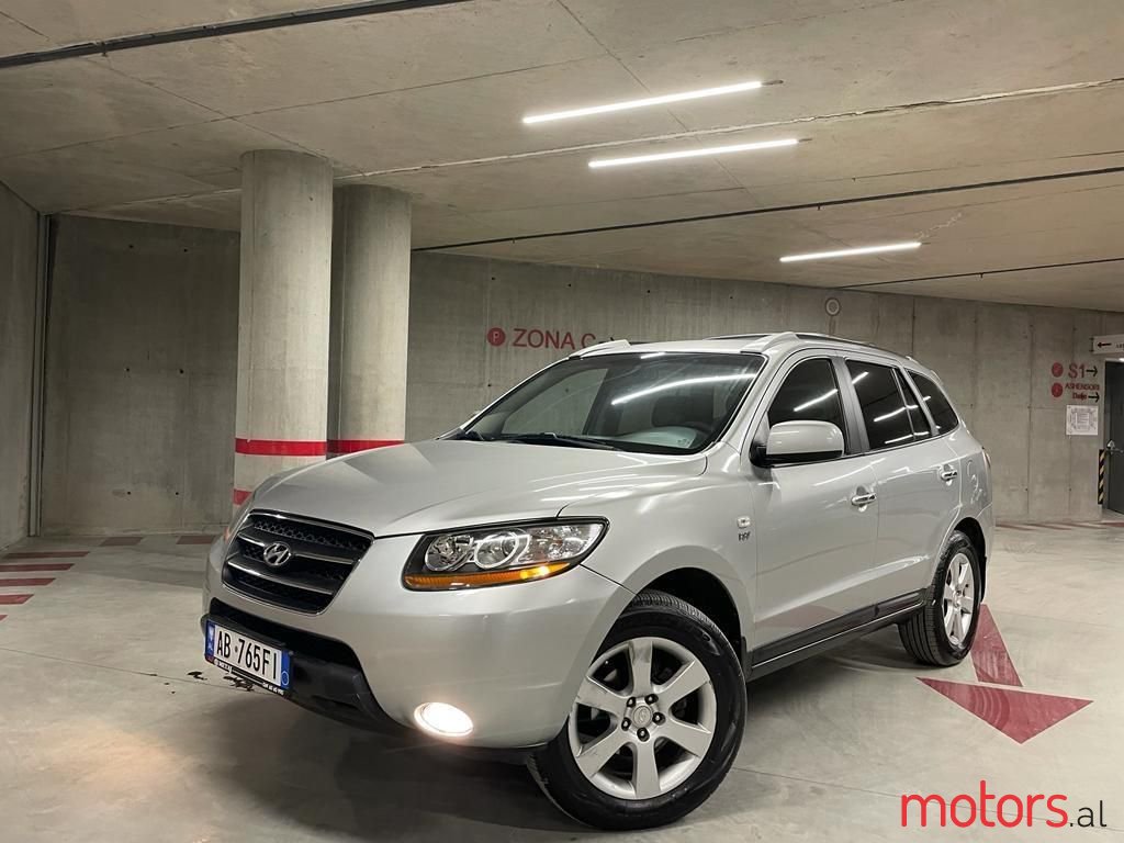 2008' Hyundai Santa Fe photo #1
