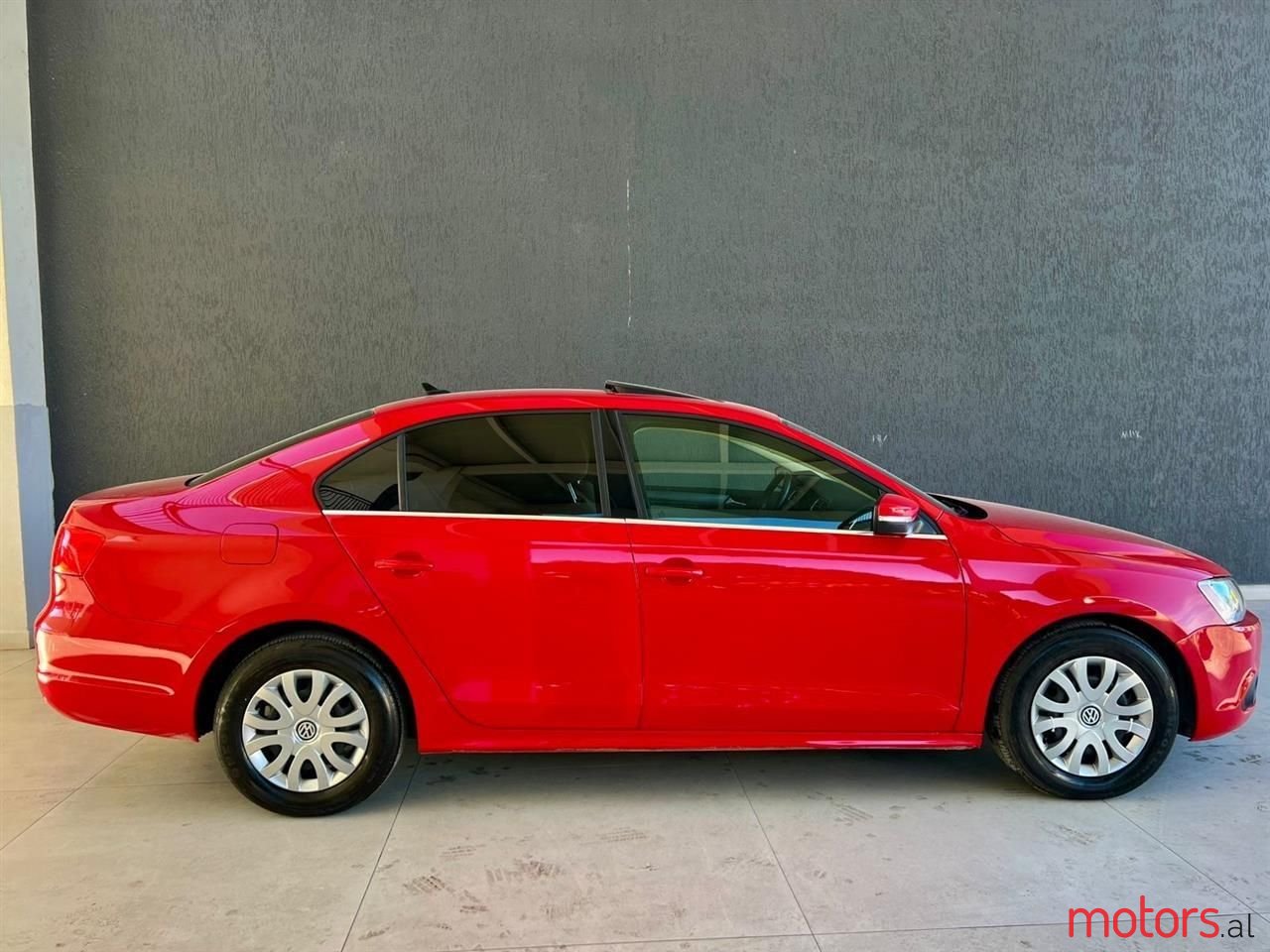 2013' Volkswagen Jetta photo #3