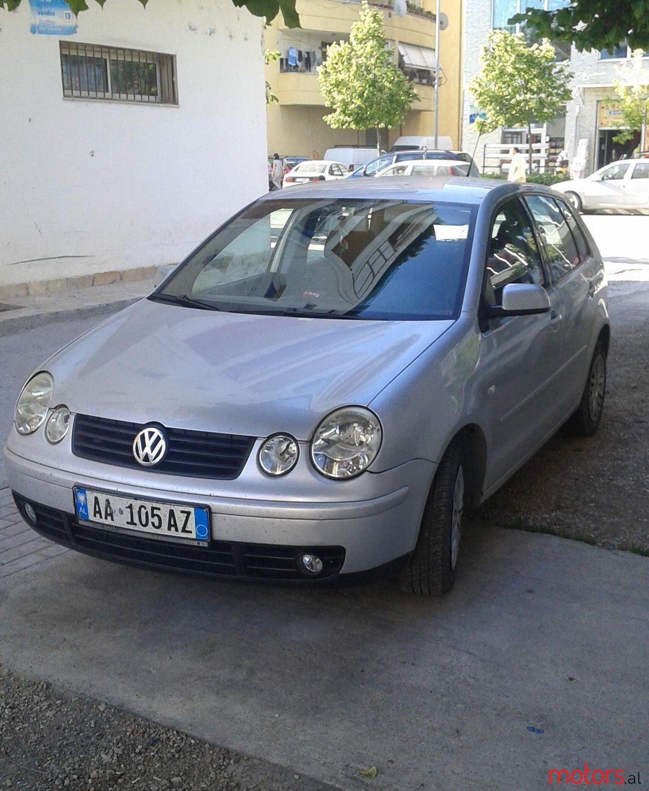 2002' Volkswagen Polo photo #1