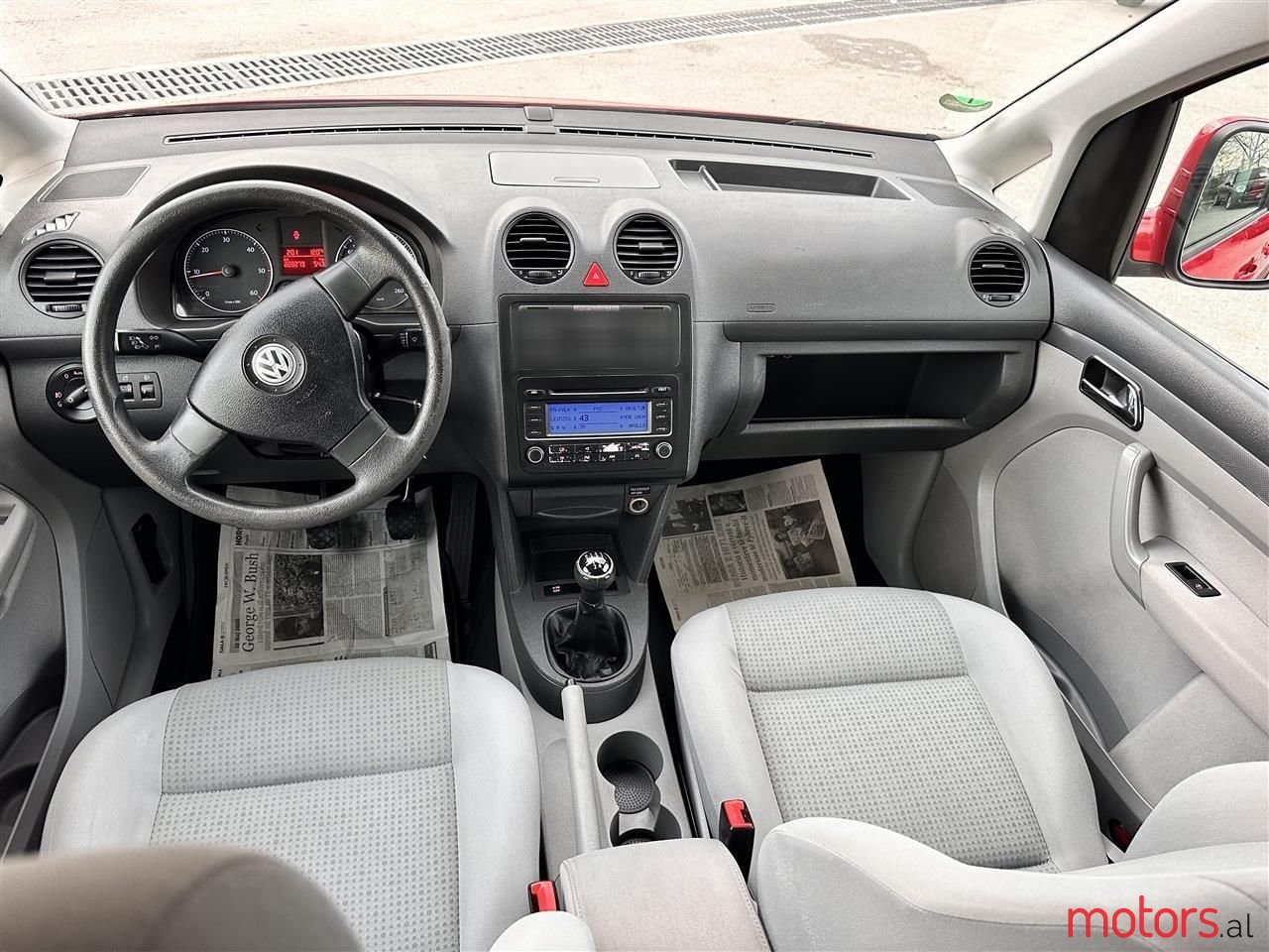 2009' Volkswagen Caddy photo #6