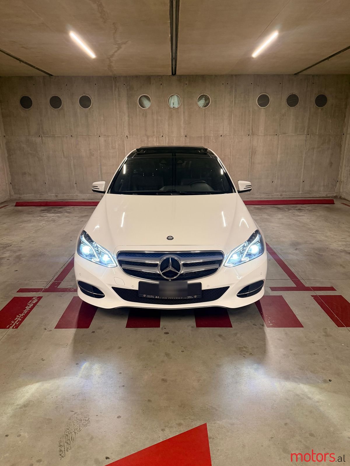 2016' Mercedes-Benz E 250 photo #2