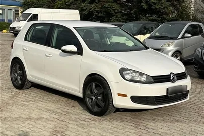 2011' Volkswagen Golf