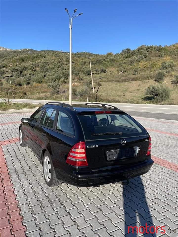 2006' Mercedes-Benz C 220 photo #2