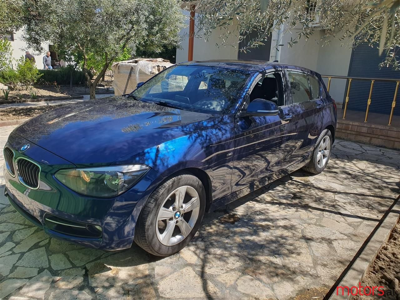 2012' BMW 118 photo #2