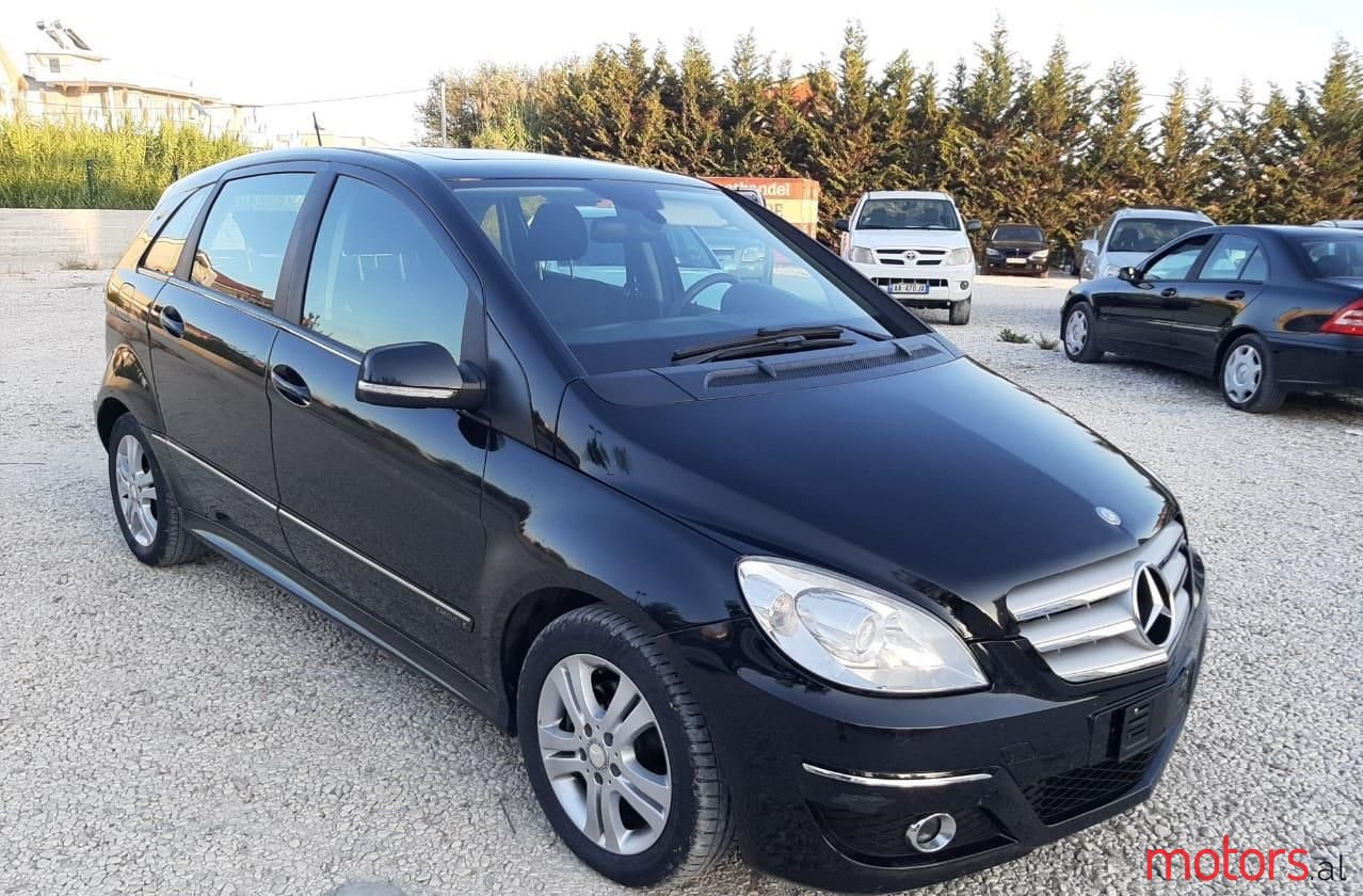 2010' Mercedes-Benz B 200 photo #2