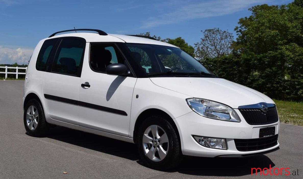 2012' Skoda Roomster photo #1