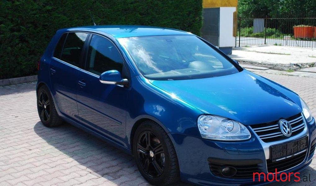 2007' Volkswagen Golf photo #1