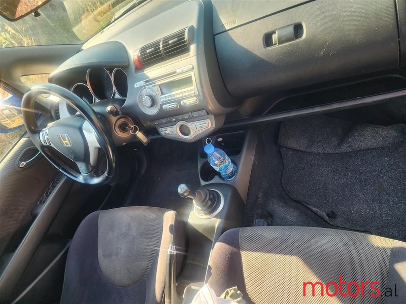 2008' Honda Jazz photo #2