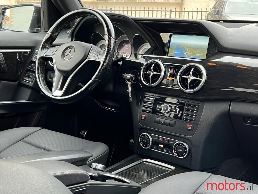 2013' Mercedes-Benz GLK 250 photo #4