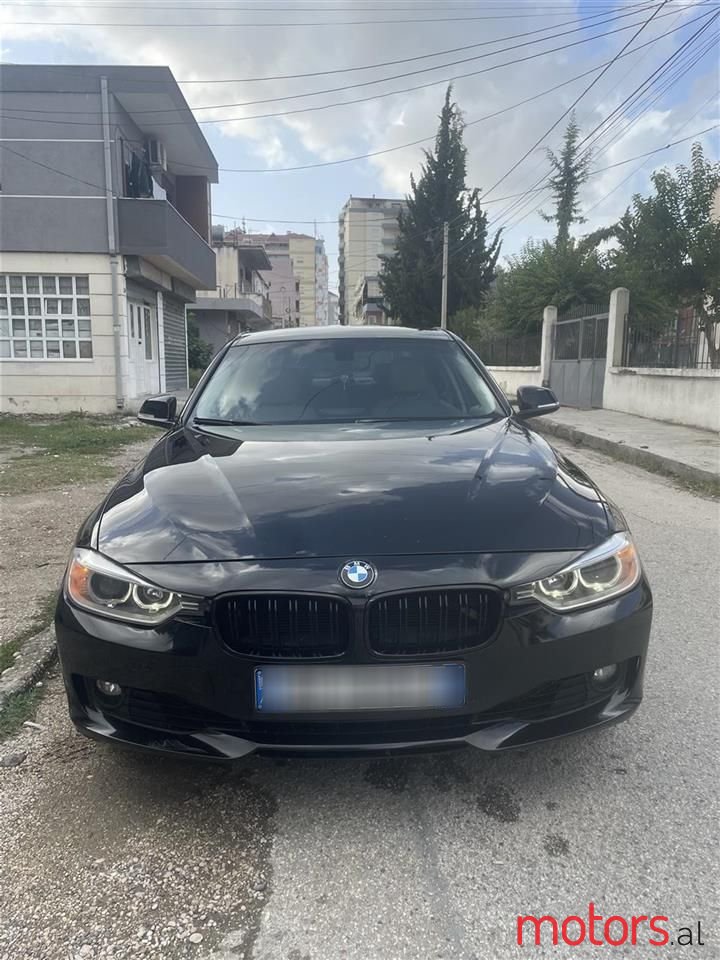 2012' BMW 328 photo #1