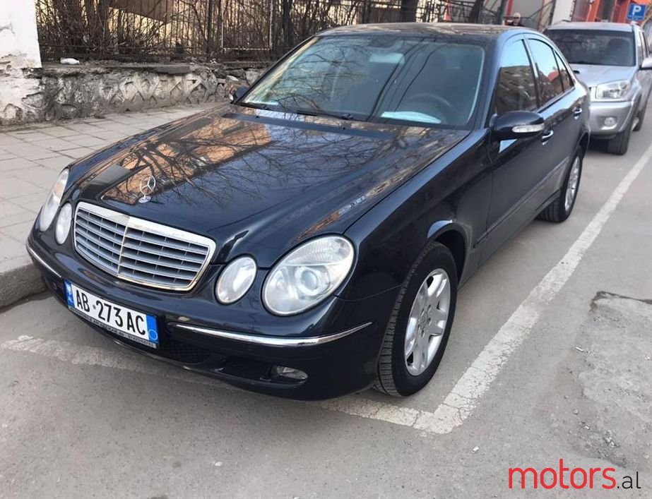 2005' Mercedes-Benz E 200 photo #1