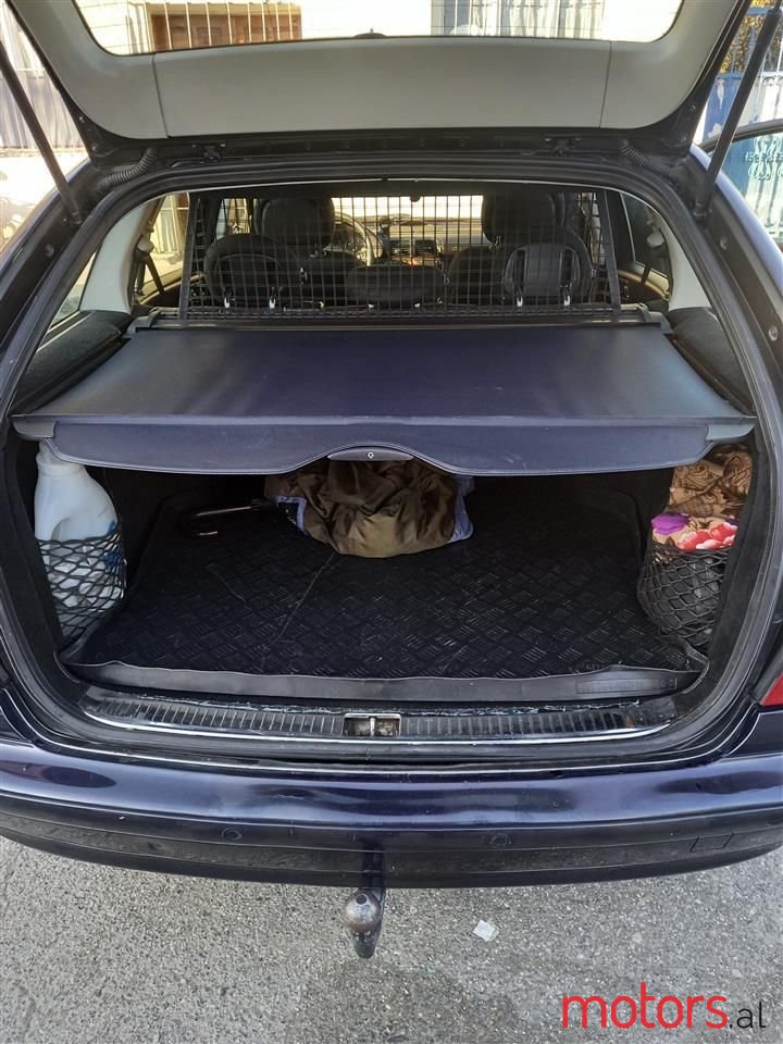 2005' Mercedes-Benz C 180 photo #6