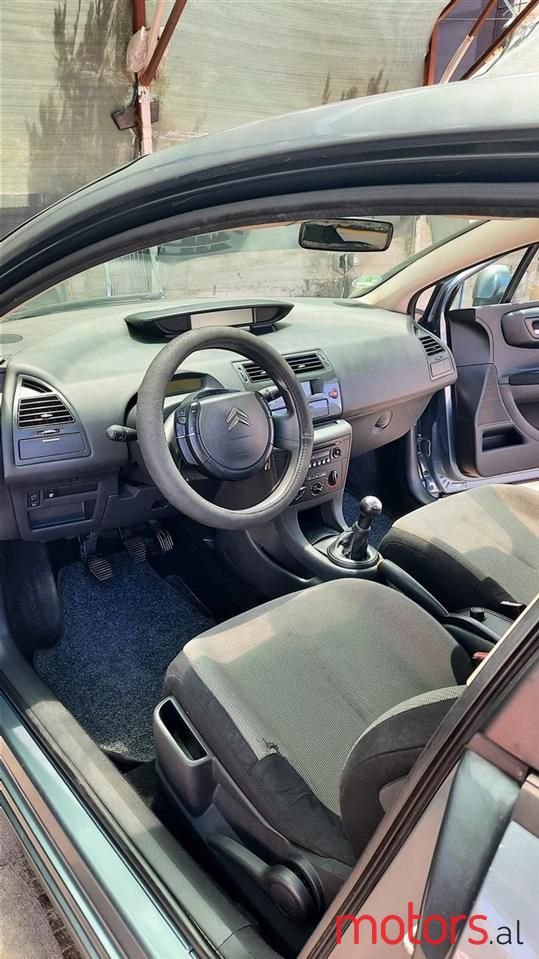 2007' Citroen C4 photo #4