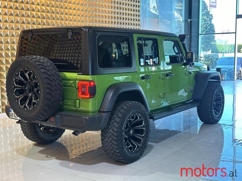 2018' Jeep Wrangler photo #5