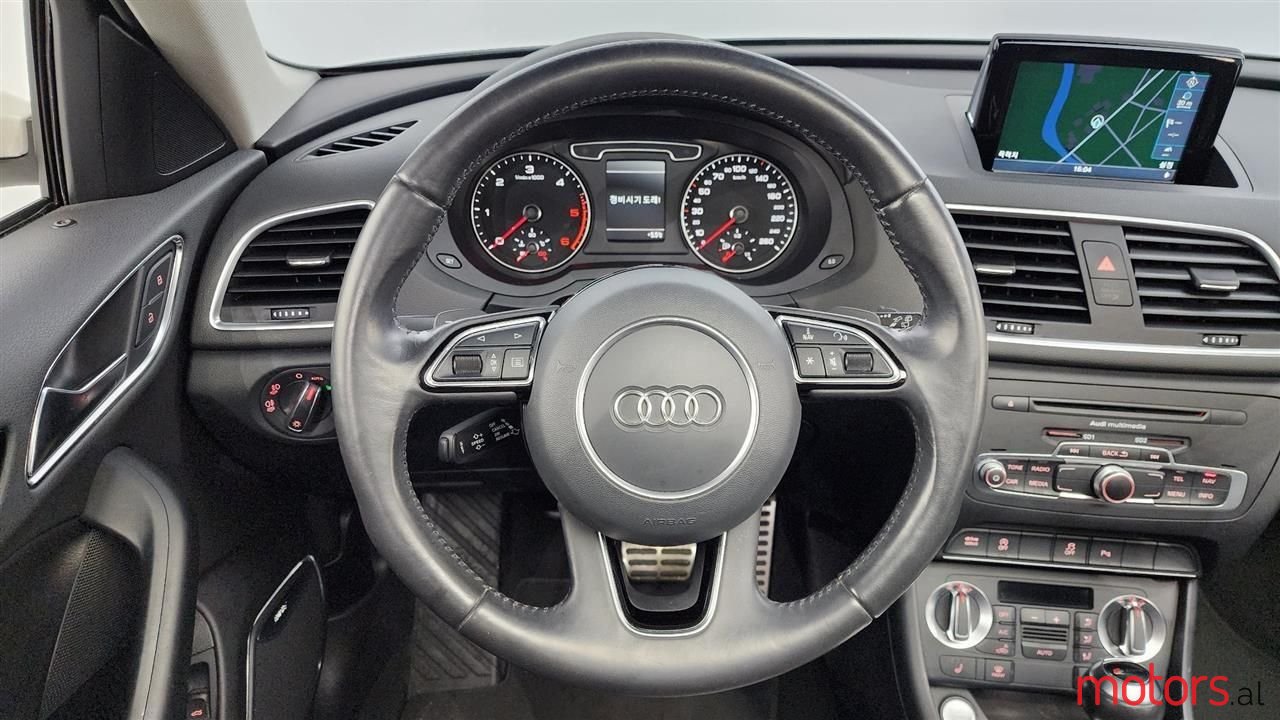 2015' Audi Q3 photo #2