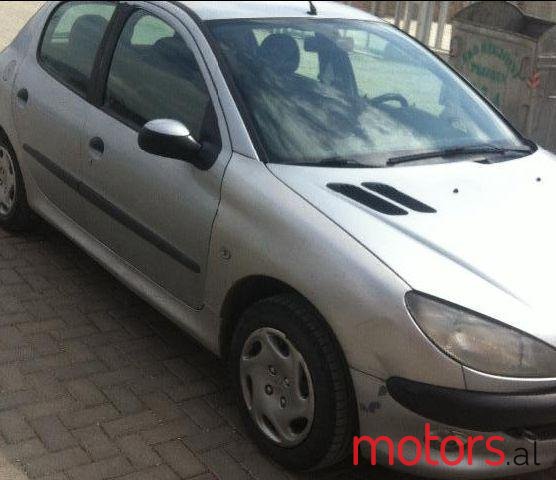 2000' Peugeot 206 photo #3
