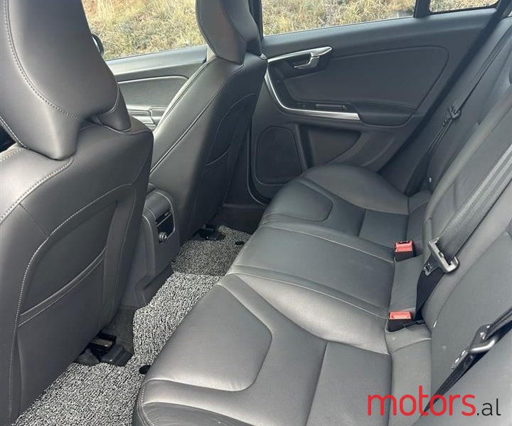 2016' Volvo S60 photo #5
