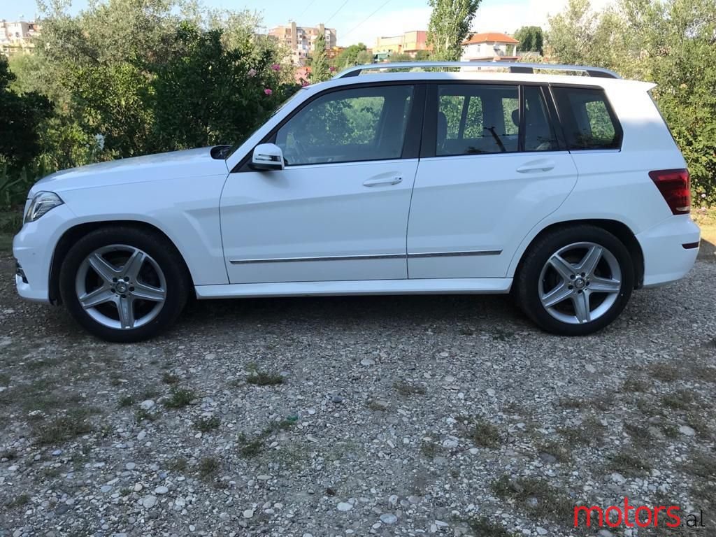 2014' Mercedes-Benz GLK 220 photo #2
