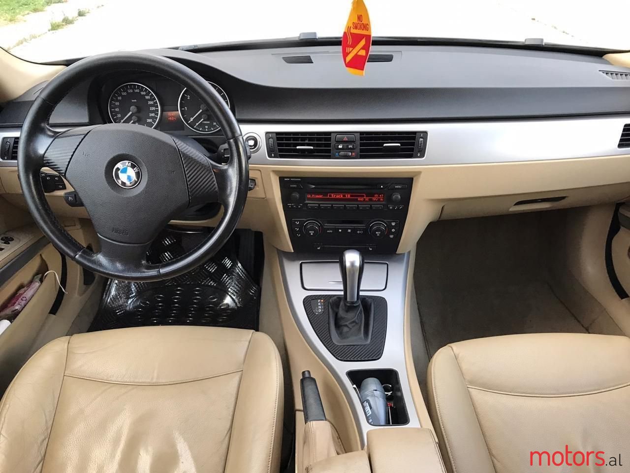 2006' BMW 318 photo #3