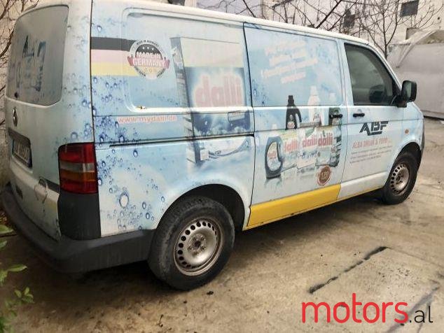 2006' Volkswagen Transporter photo #1