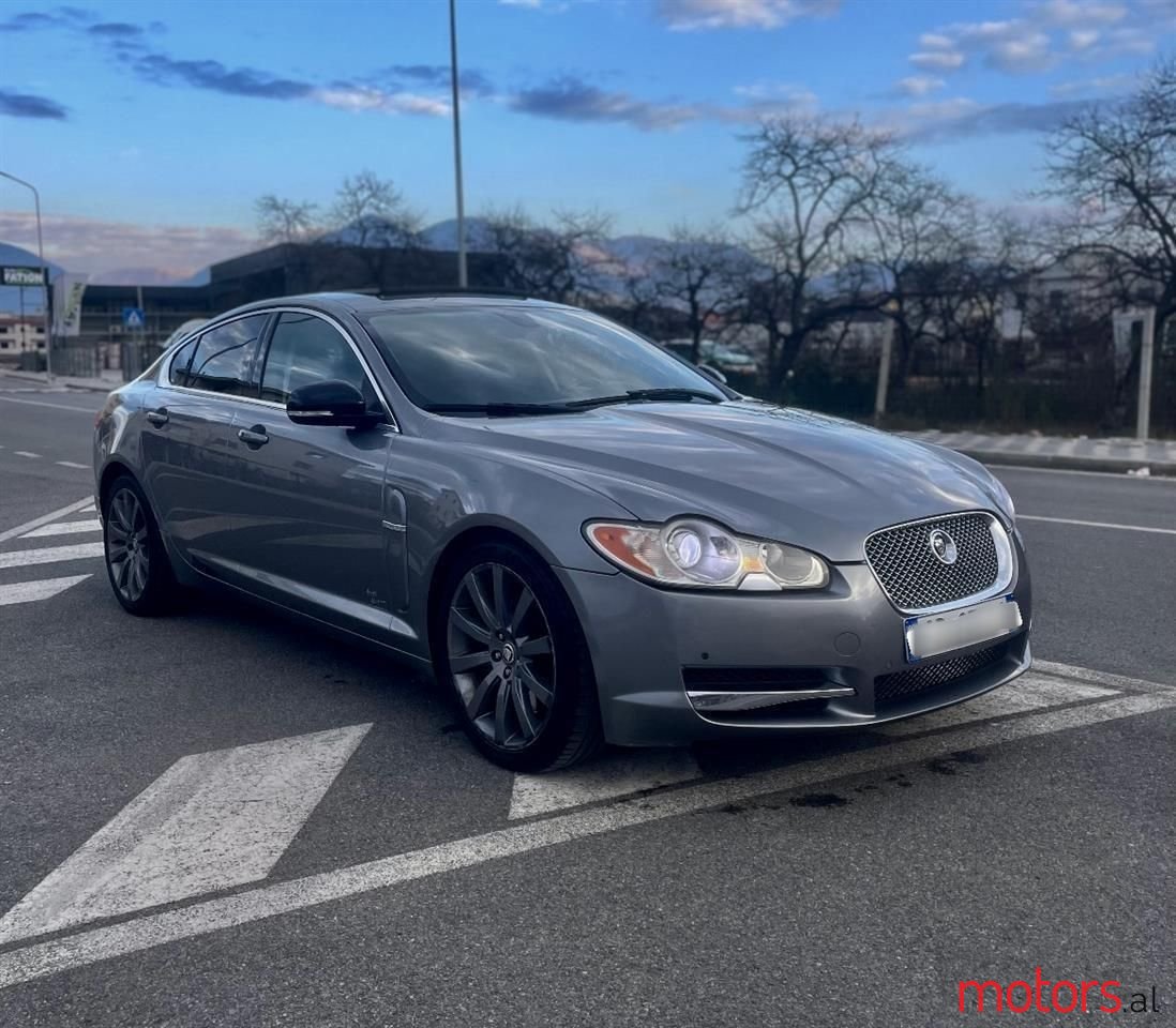 2011' Jaguar XF photo #1