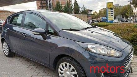 2012' Ford Fiesta photo #3