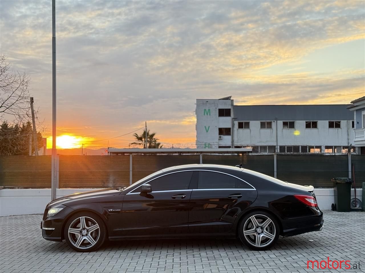 2013' Mercedes-Benz CLS 63 AMG photo #3