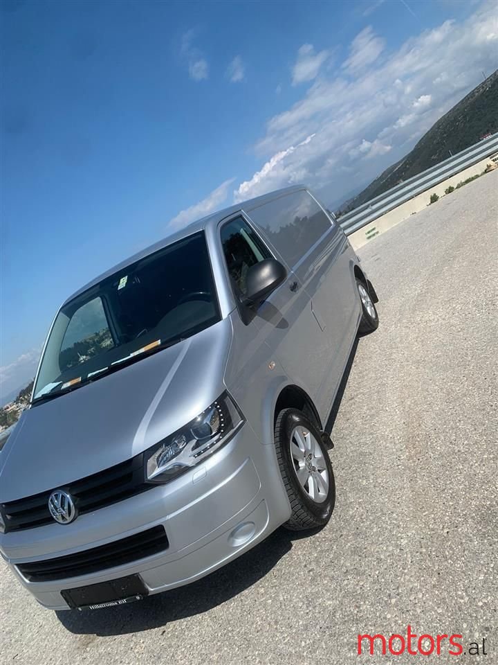 2014' Volkswagen T5 Transporter photo #4