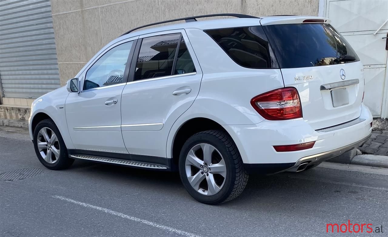 2010' Mercedes-Benz ML 350 photo #3